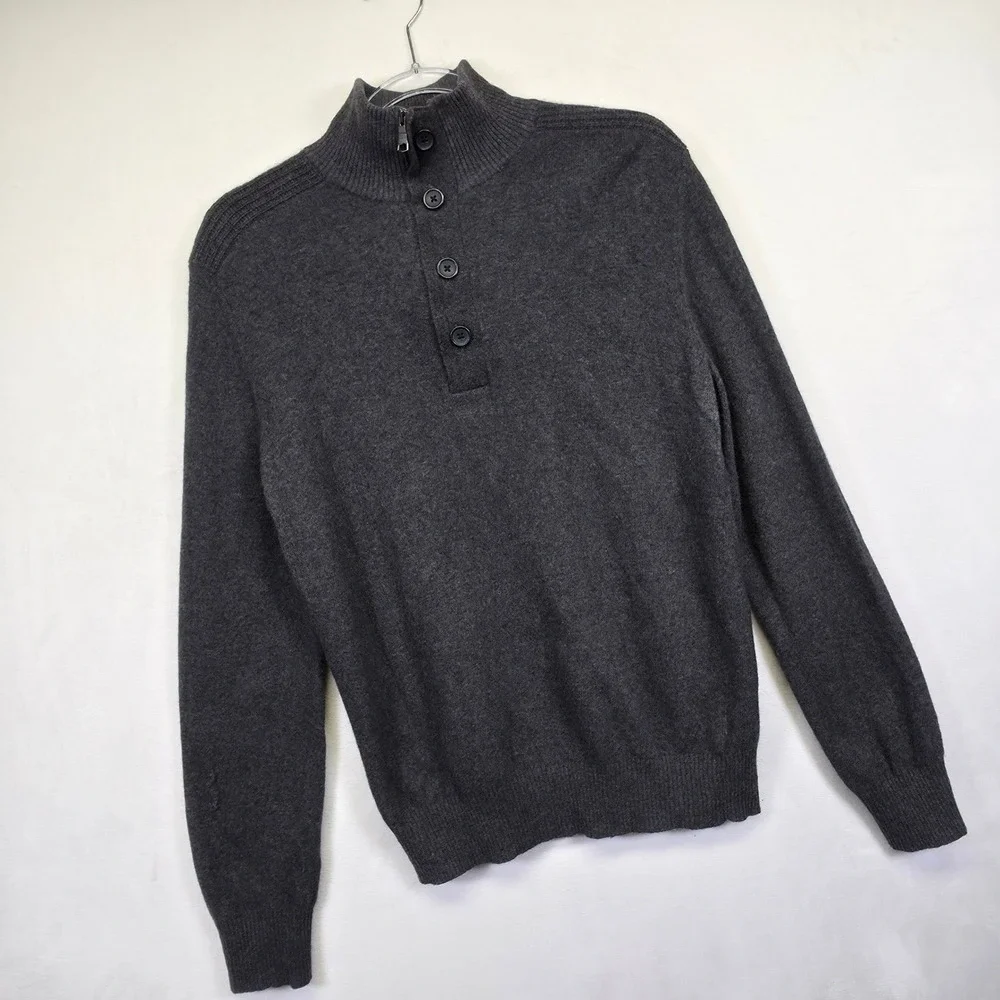 Banana Republic Sweater Mens M Gray Italian Yarn Merino‎ Wool Classic Minimalist